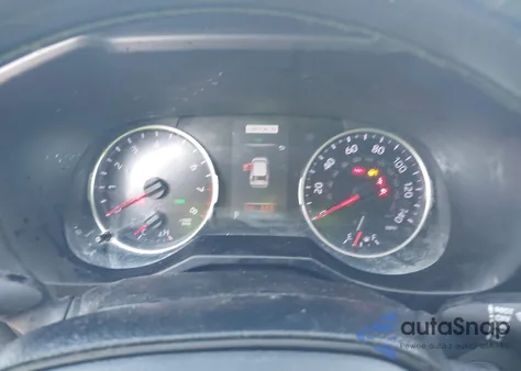 2021 Toyota Rav4 Xle/Xle Premium z USA, uszkodzony, nr VIN 2T3W1RFV5MC097147